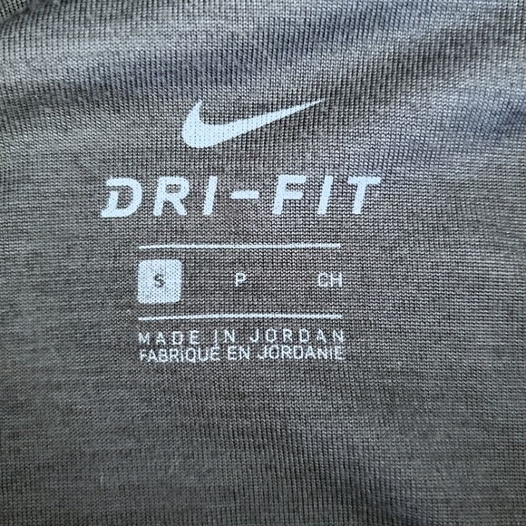 Nike Dri Fit Gray Striped Zip Pullover - Picture 7 of 9